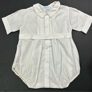 VINTAGE FELTMAN BROTHERS INFANT BOYS EMBROIDERED WHITE ONE PIECE ROMPER